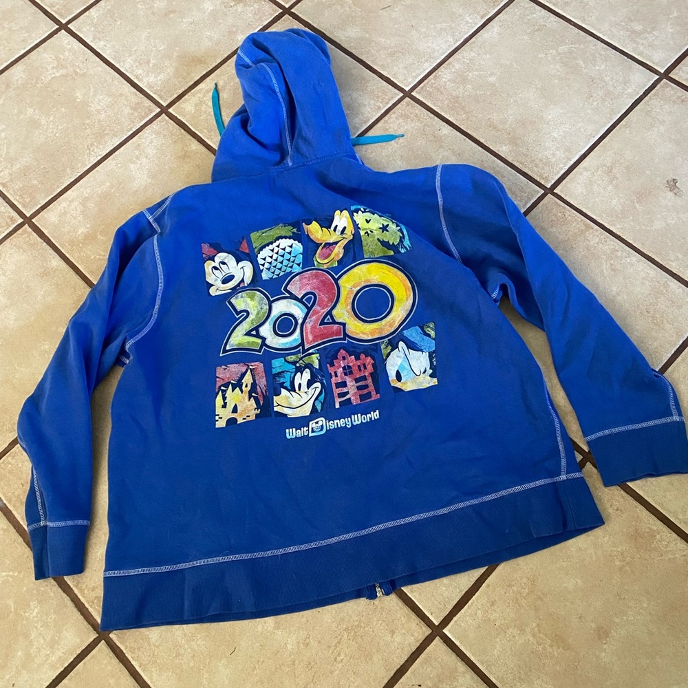 (N17) Womans Disney Blue 2020 Zip Closure Hoodie Size 2XL Preowned